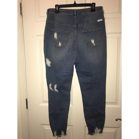 AP BLUE Jeans 2X, Stretch Distressed Medium Wash, Super High Rise - Picture 7 of 16